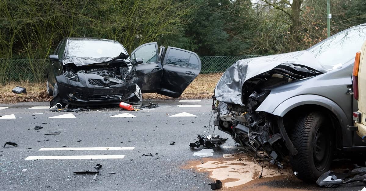 When to Get a Lawyer After a Car Accident