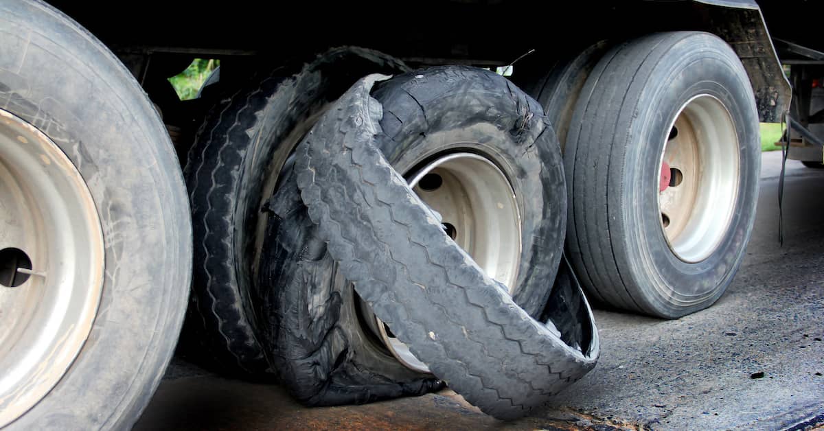 Are Truck Tire Blowouts Dangerous? | Studinski Law, LLC